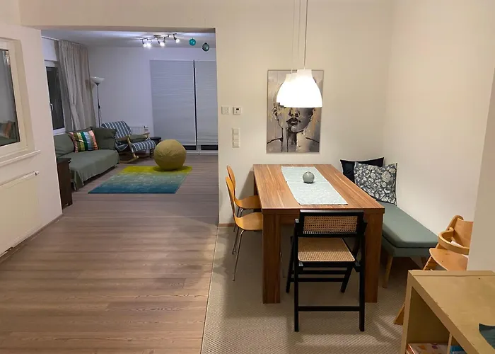 Apartment Zaubertal - Viel Raum - 86m2 Fuer Familie, & Arbeit Nahe Der Stadt